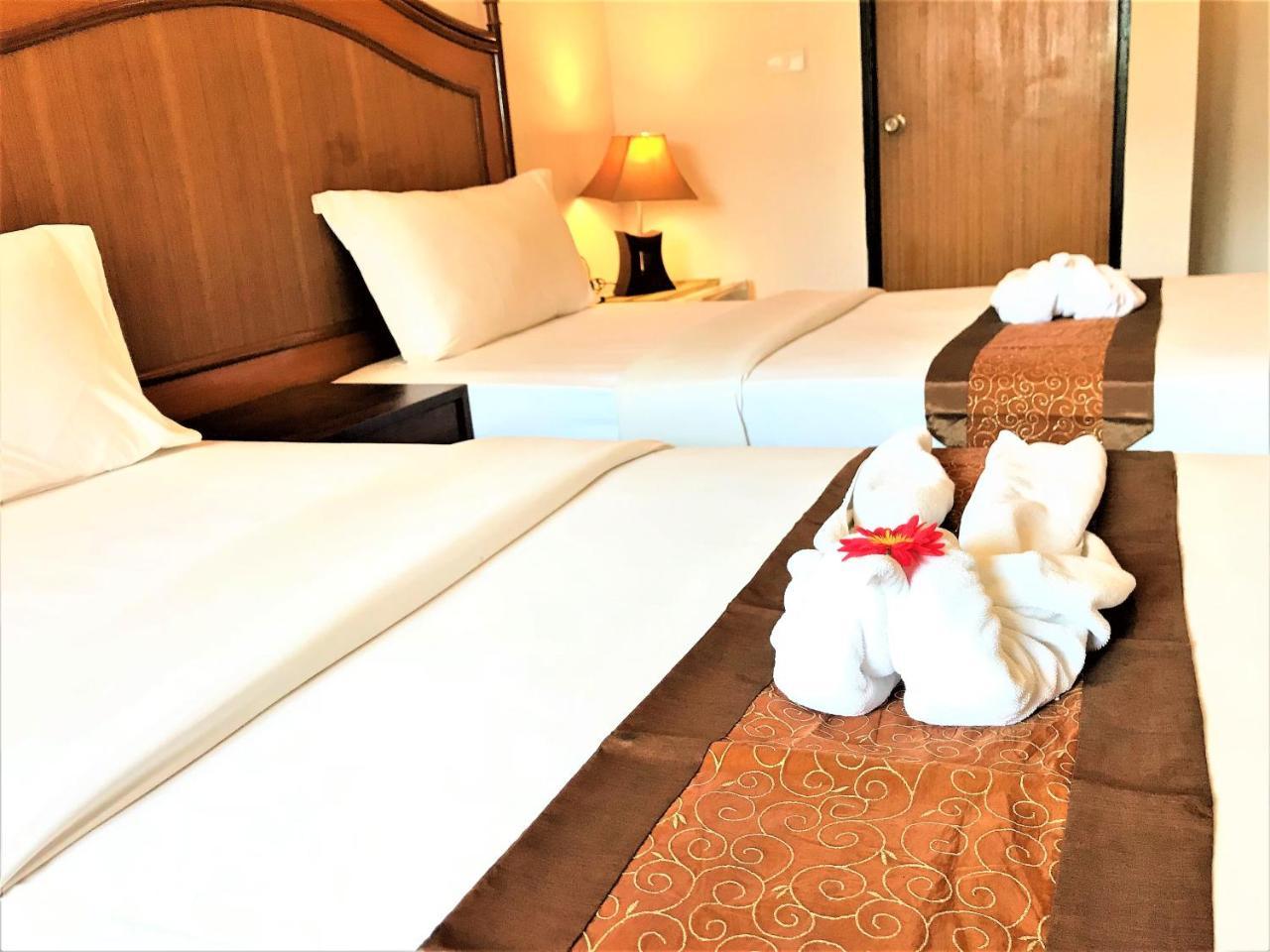 Bangrak Pier Samui Resort Bagian luar foto