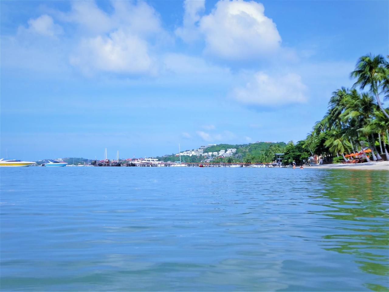 Bangrak Pier Samui Resort Bagian luar foto